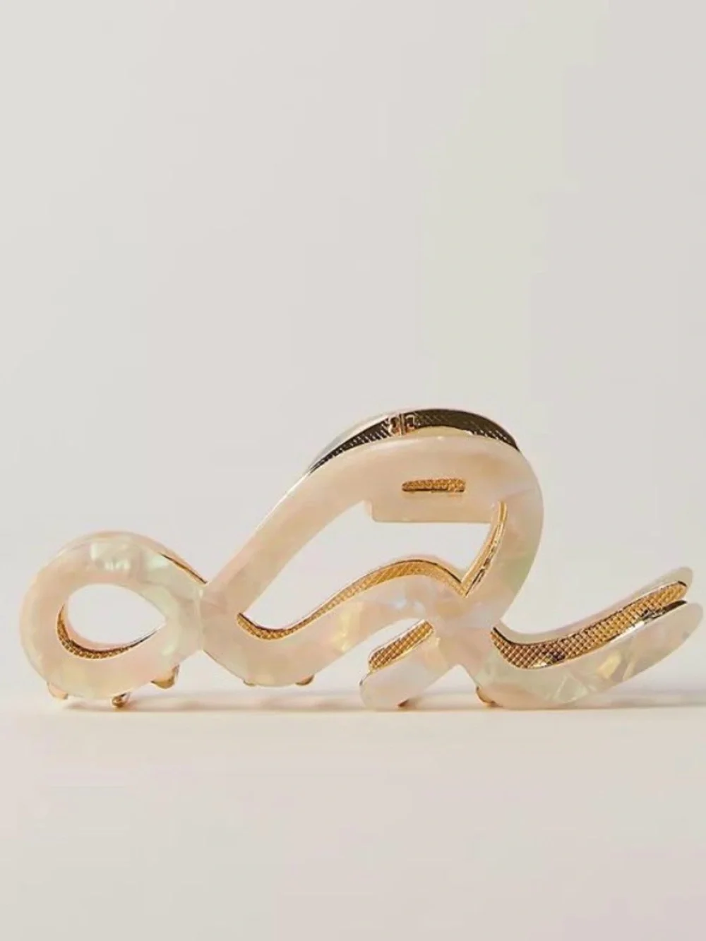 Free People Mazzy claw clip. NWOT. Gold - Picture 2 of 3